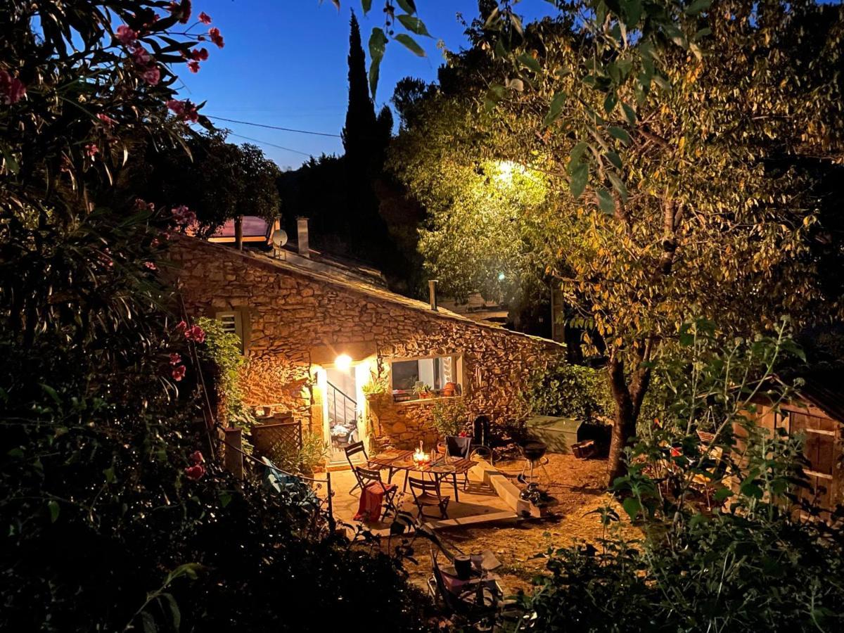 ニーム Jolie Annexe Du Mas Dans Le Coeur De La Garrigue Nimoiseヴィラ エクステリア 写真
