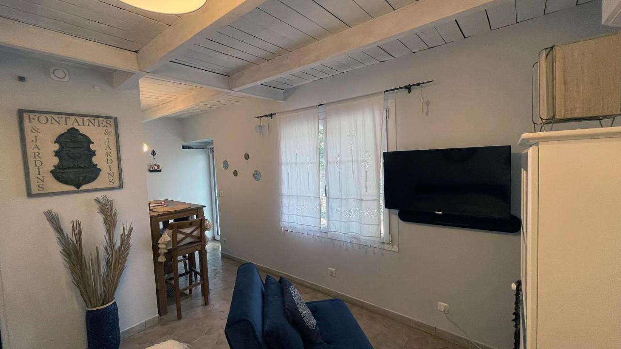 ニーム Jolie Annexe Du Mas Dans Le Coeur De La Garrigue Nimoiseヴィラ エクステリア 写真