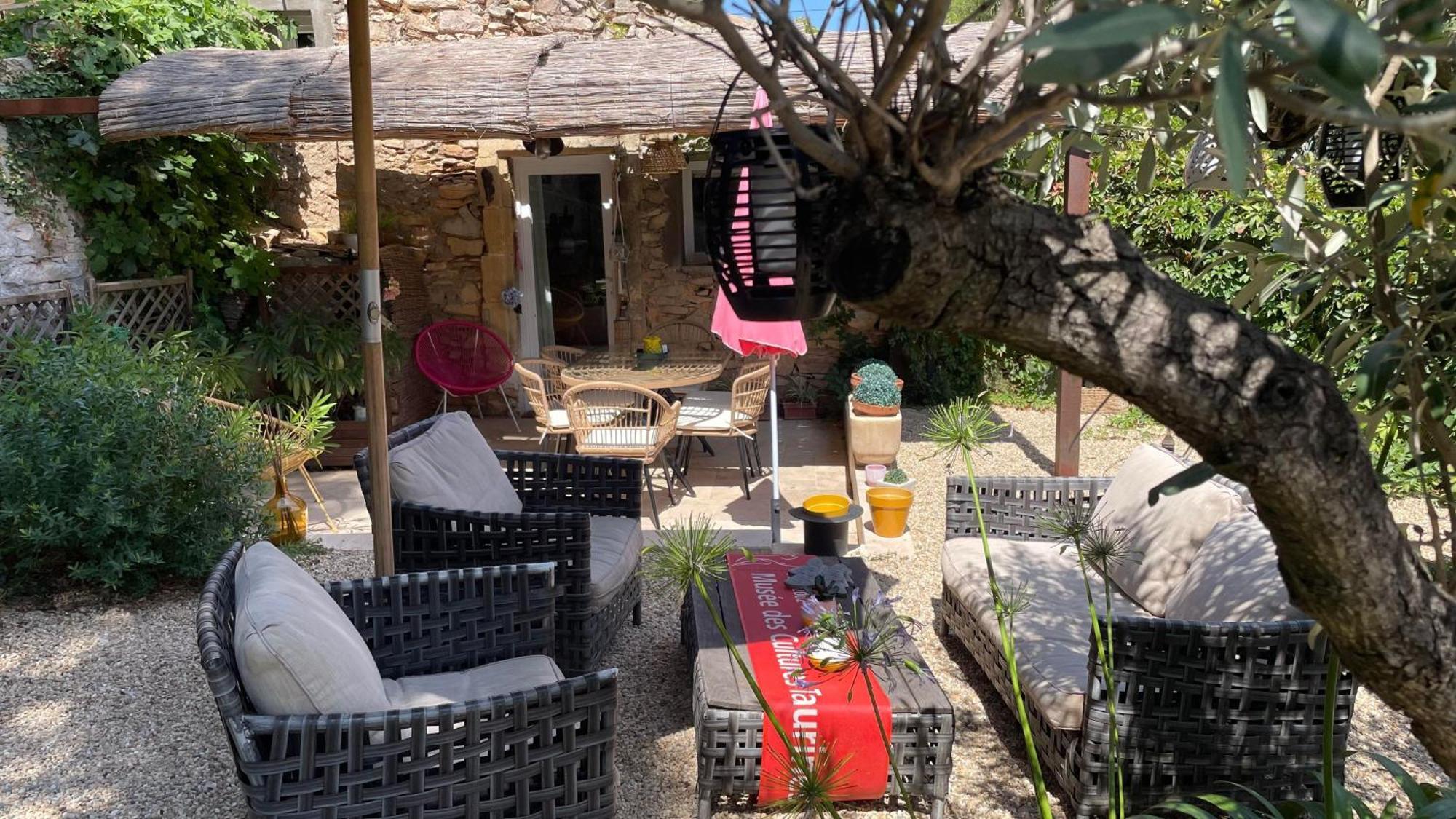 ニーム Jolie Annexe Du Mas Dans Le Coeur De La Garrigue Nimoiseヴィラ エクステリア 写真